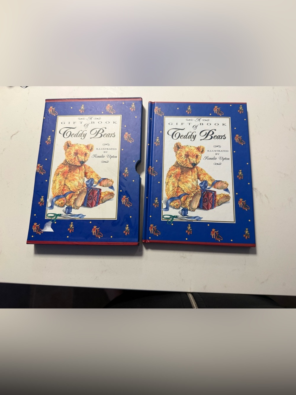 Gift Book: Teddy Bears - Blue Hardcover Illustrated Kids Book
